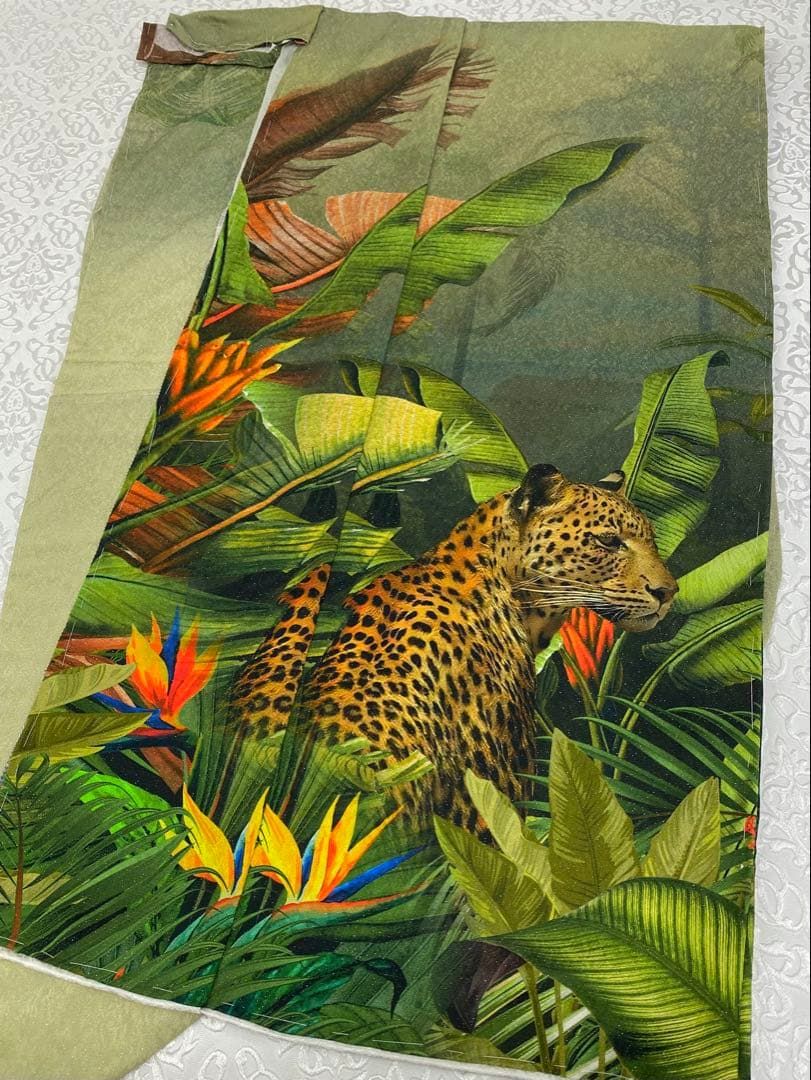 ジャングル 豹 オウム 動物 訪問着 仮絵羽 未仕立て品 銀通し 正絹 ジャングル 豹 オウム 動物 訪問着 仮絵羽 未仕立て品 銀通し 正絹 八