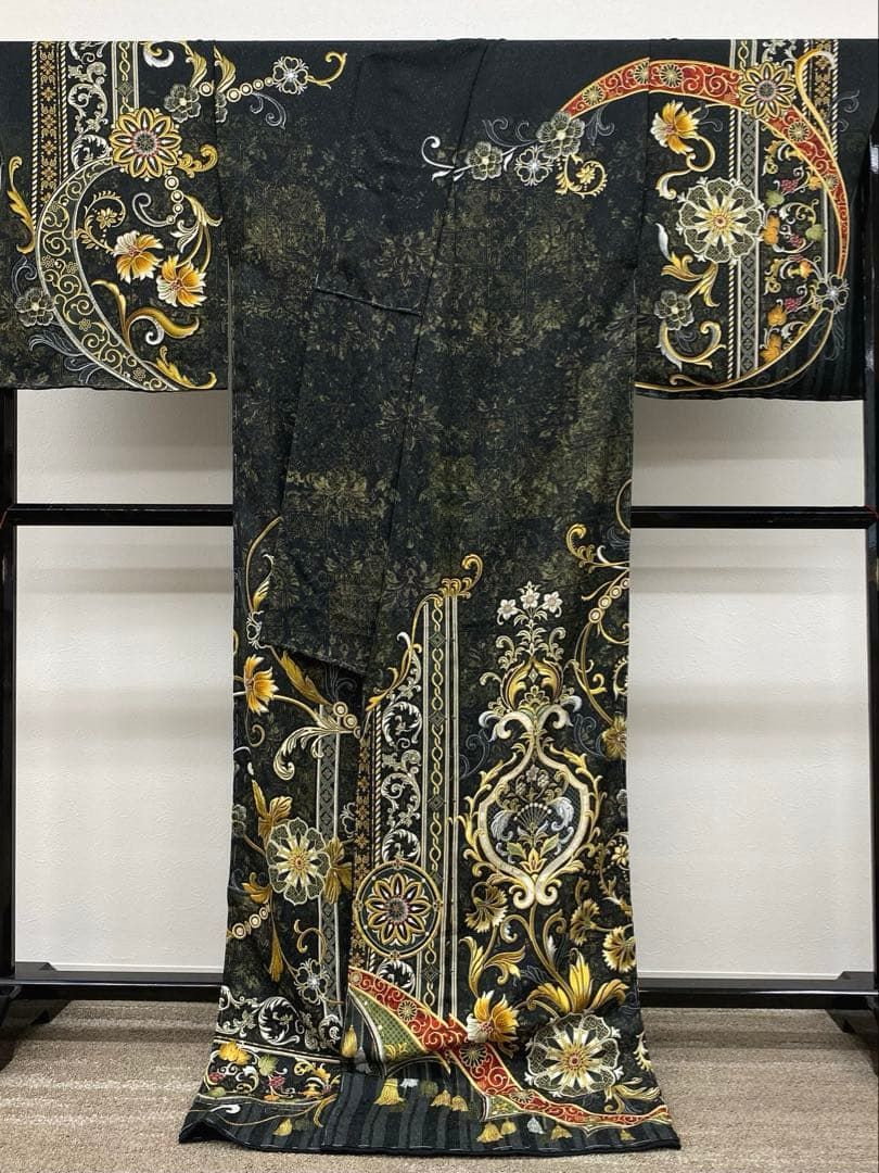 グロワール 訪問着 仮絵羽 未仕立て品 銀通し 八掛付き 正絹 黒系