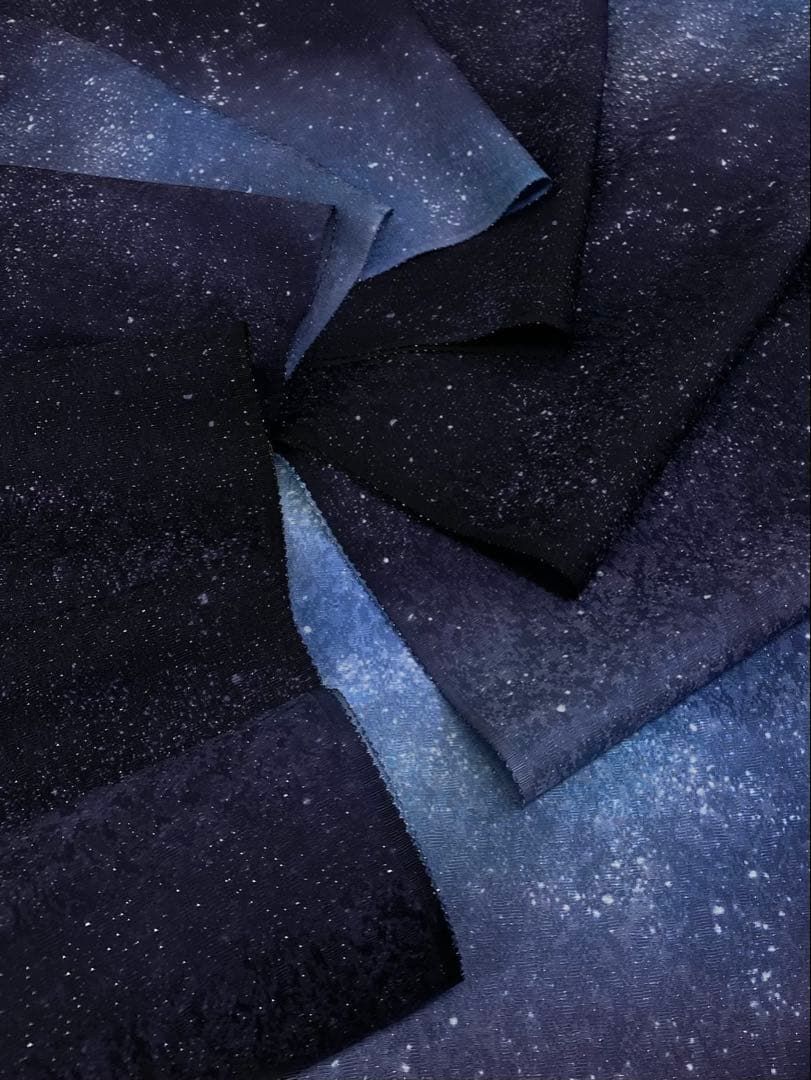 吉野一廉 銀通し 小紋 反物 正絹 着尺 落款入 作家物 No.70 吉野一廉 銀通し 小紋 反物 正絹 着尺 落款入 作家物 No.70