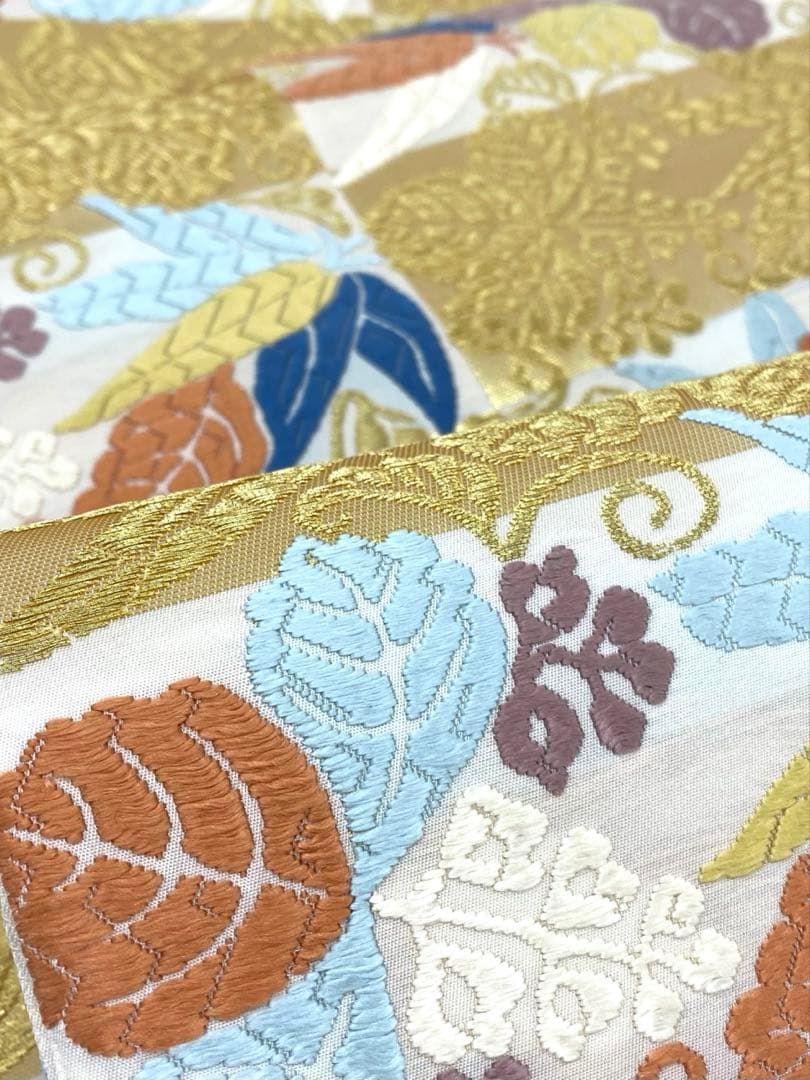 山口美術織物 唐織 市松桐笹文 袋帯 市松 金糸 新品未使用品 正絹 六通 山口美術織物 唐織 市松桐笹文 袋帯 市松 金糸 新品未使用品 正絹 六通