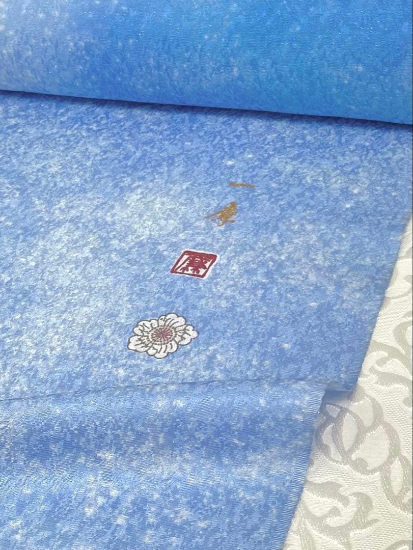 吉野一廉 銀通し 小紋 反物 正絹 着尺 落款入 作家物 No.73 吉野一廉 銀通し 小紋 反物 正絹 着尺 落款入 作家物 No.75 - メルカリ