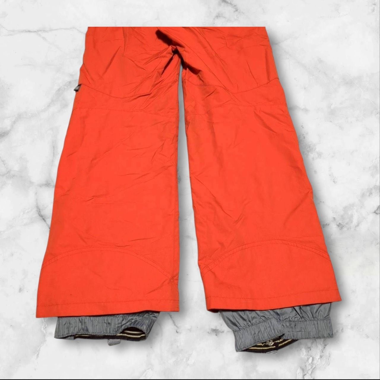  ヘリーハンセン L スノボーウェア スキーパンツ 防寒 アウトドア ウェア(女性用) スキー