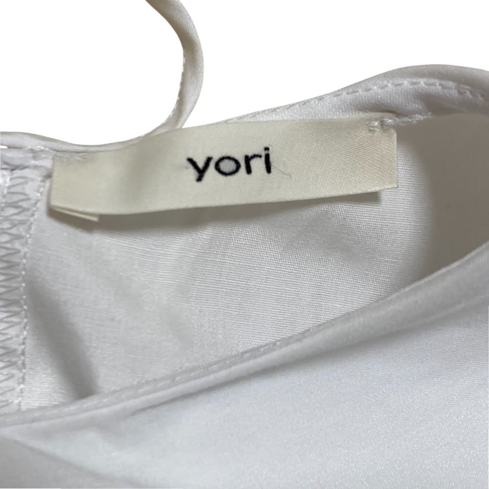 美品 23SS yori ヨリ スカラップカラーティアードブラウス ノースリーブ プルオーバー YR21-23064SM サイズF ホワイト レディース 古着 中古 USED 美品 23SS yori ヨリ スカラップカラーティアードブラウス