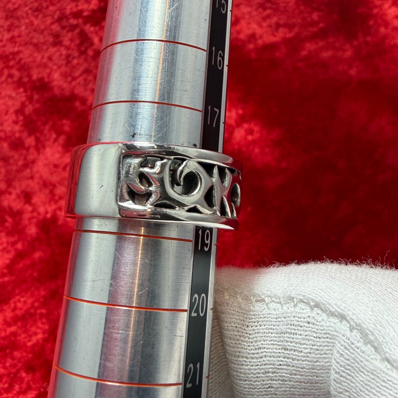 美品 シルバー リングサイズ18号x9.9g ブラッディマリー/Bloody Mary 