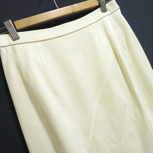 a レオナール LEONARD タイト スカート ウエスト69 オフホワイト 無地