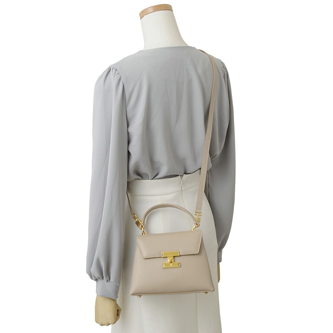 CARBOTTI カルボッティ ハンドバッグ レディース ベージュ 321 TAUPE