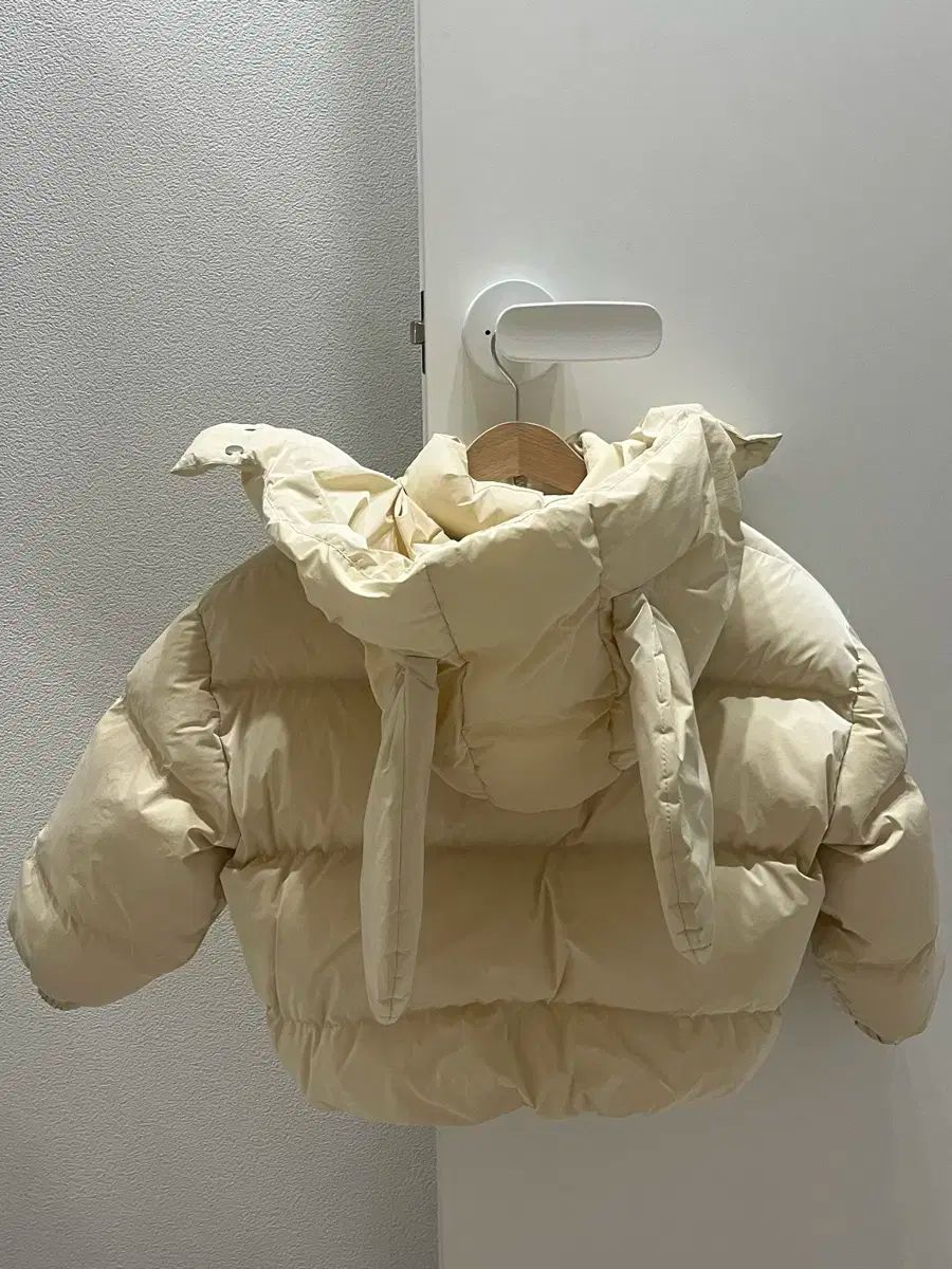| capucapu BANANAJ J banana lilikids 終了 (1.27~春登録） 韓国子供服 ボリュームダウンジャケット1523-7194 OMNESユニセックス バナナセブン ダウンジャケット – sheep 青山フラワーマーケット｜ニュース｜花・花束・フラワーギフトの青山