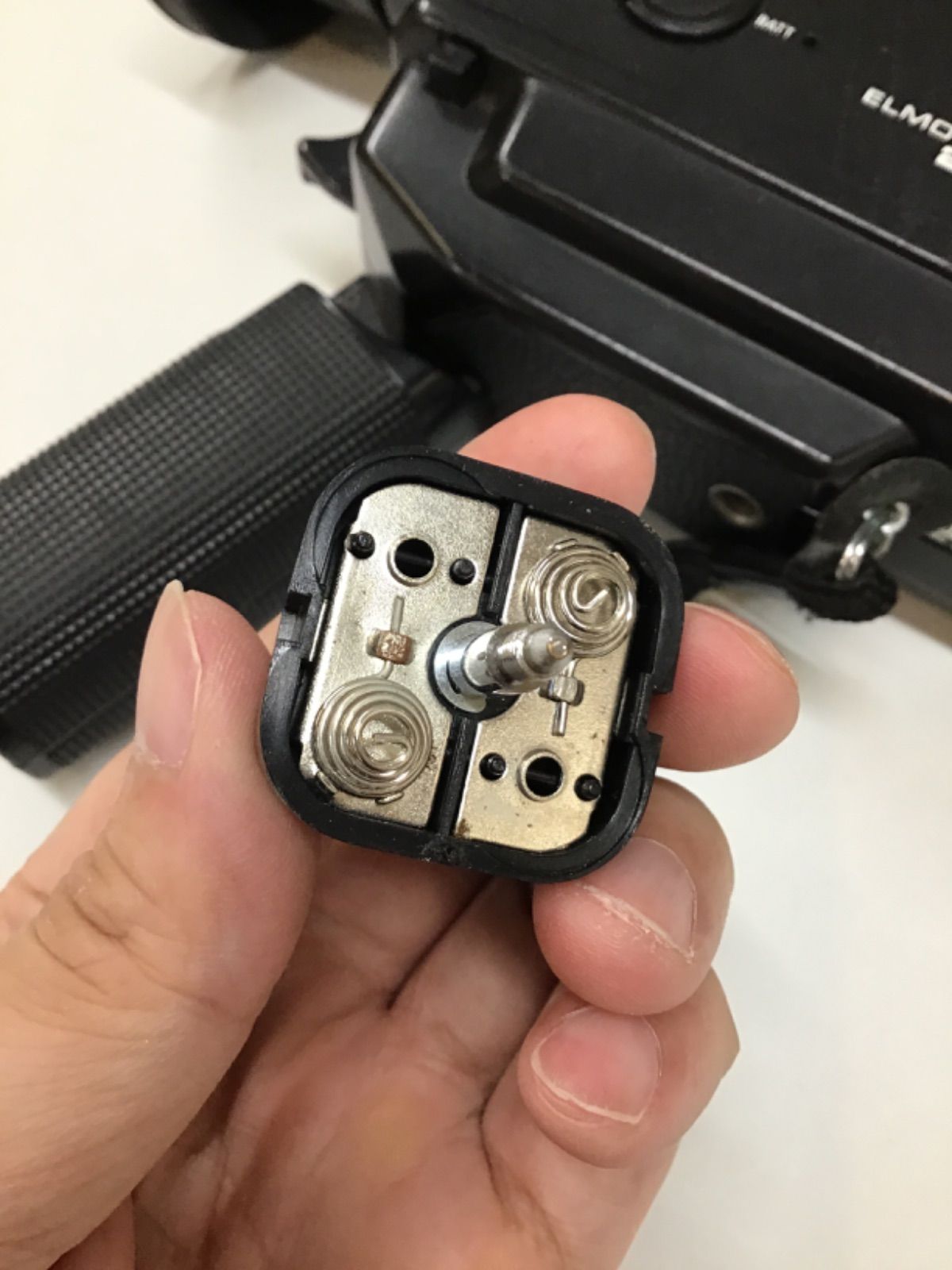 S2-05】◇ ELMO SUPER 8 SOUND 240S-XL MACRO 通電確認済み - メルカリ