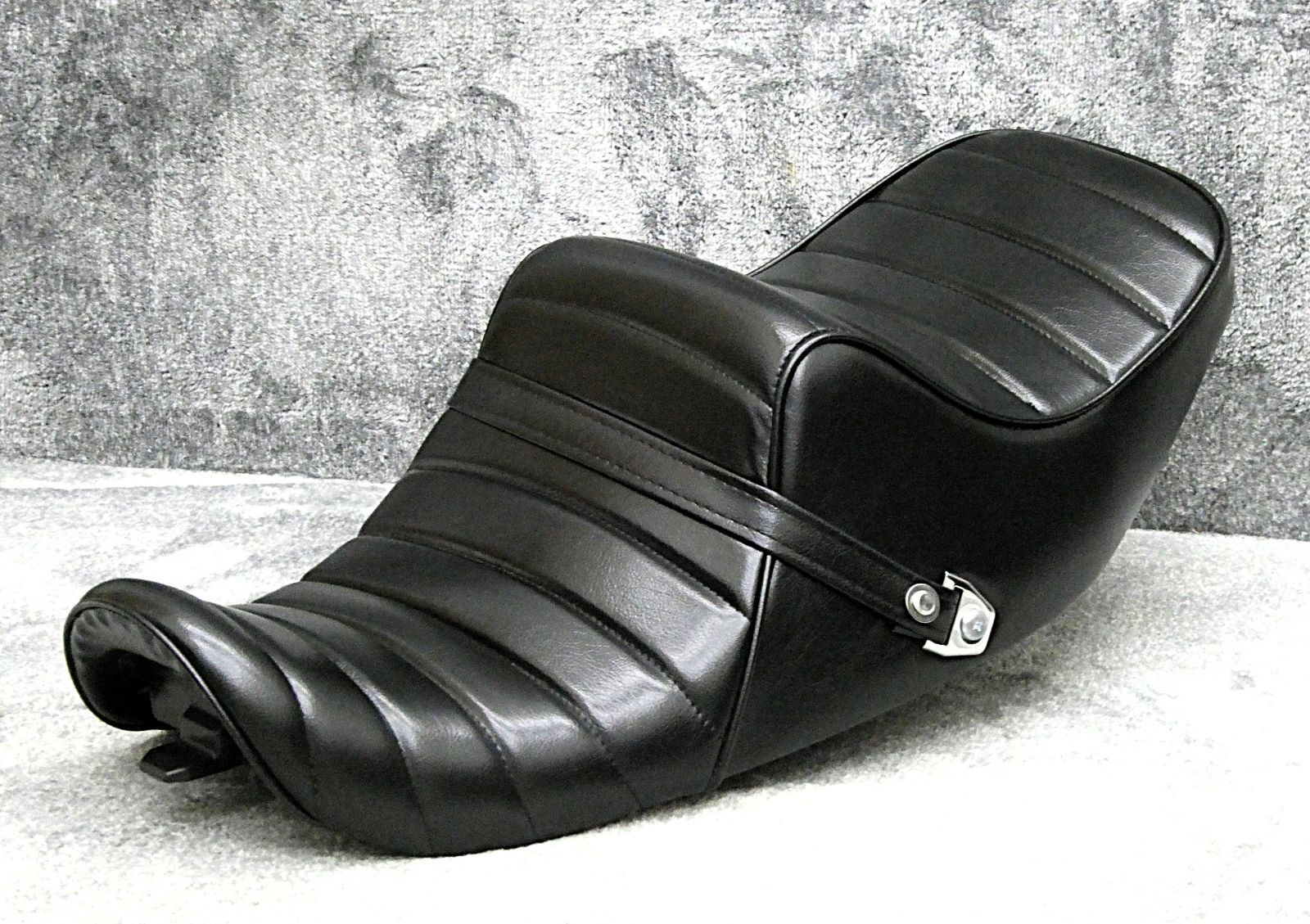 ゼファー400 初期・前期 黒皮 ラクダシート/ブラックC1 C2 C3 C4 黒 旧車