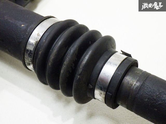 業者出品】 スズキ純正 DA64W エブリイワゴン フロント プロペラ