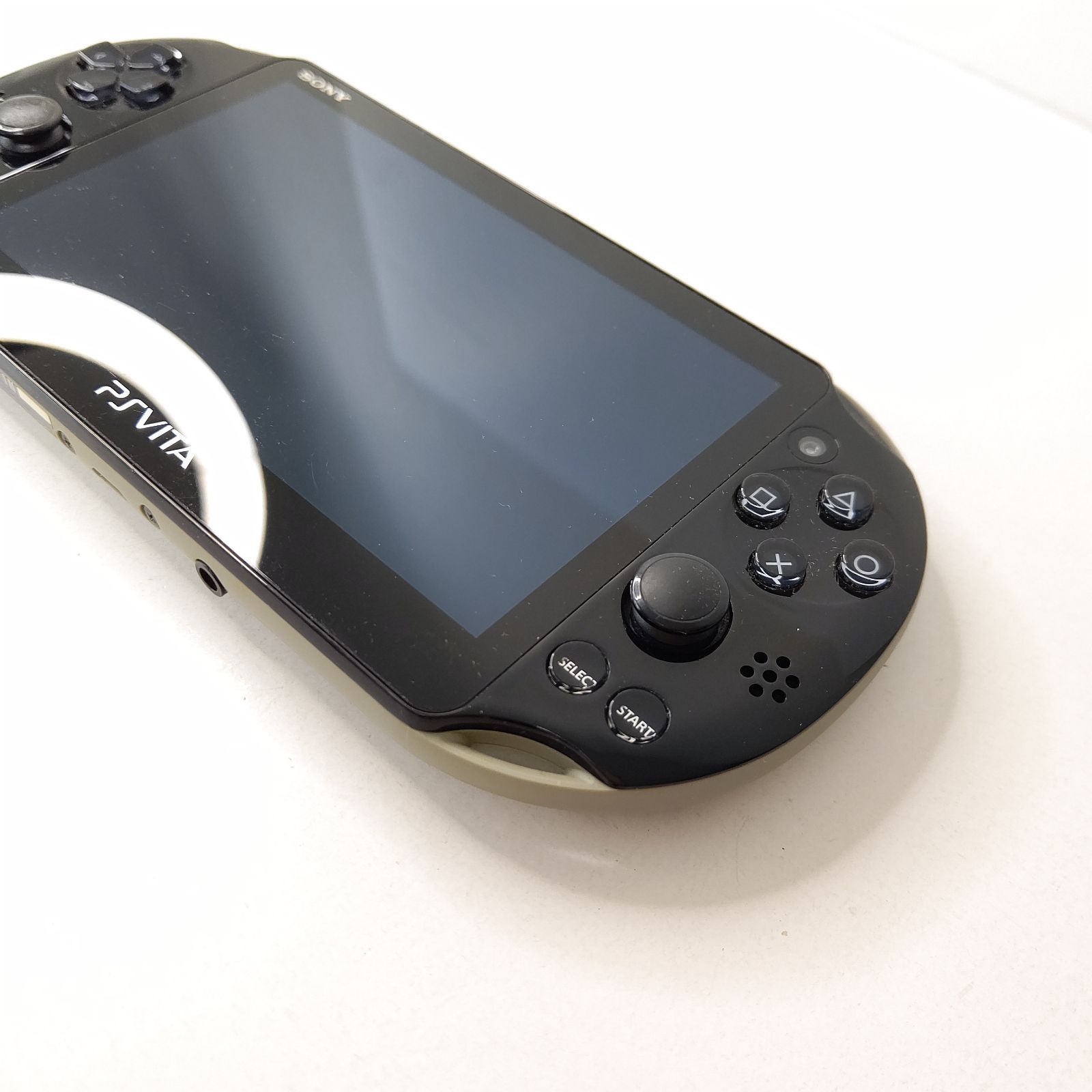 PSvita pch2000 ゴッドイーター2 フェンリルエディション 美品 PSvita pch2000 ゴッドイーター2 フェンリルエディション 美品