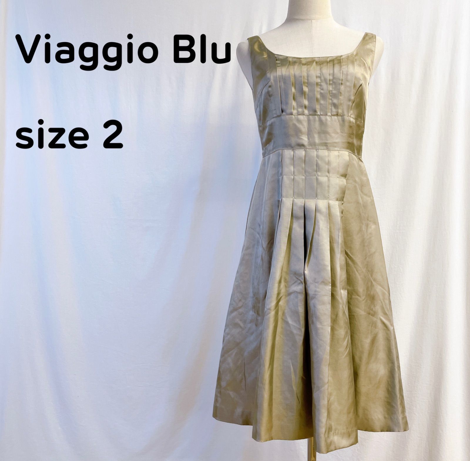 ビアッジョブルー ノースリーブワンピース ドレス ひざ丈 シャンパン