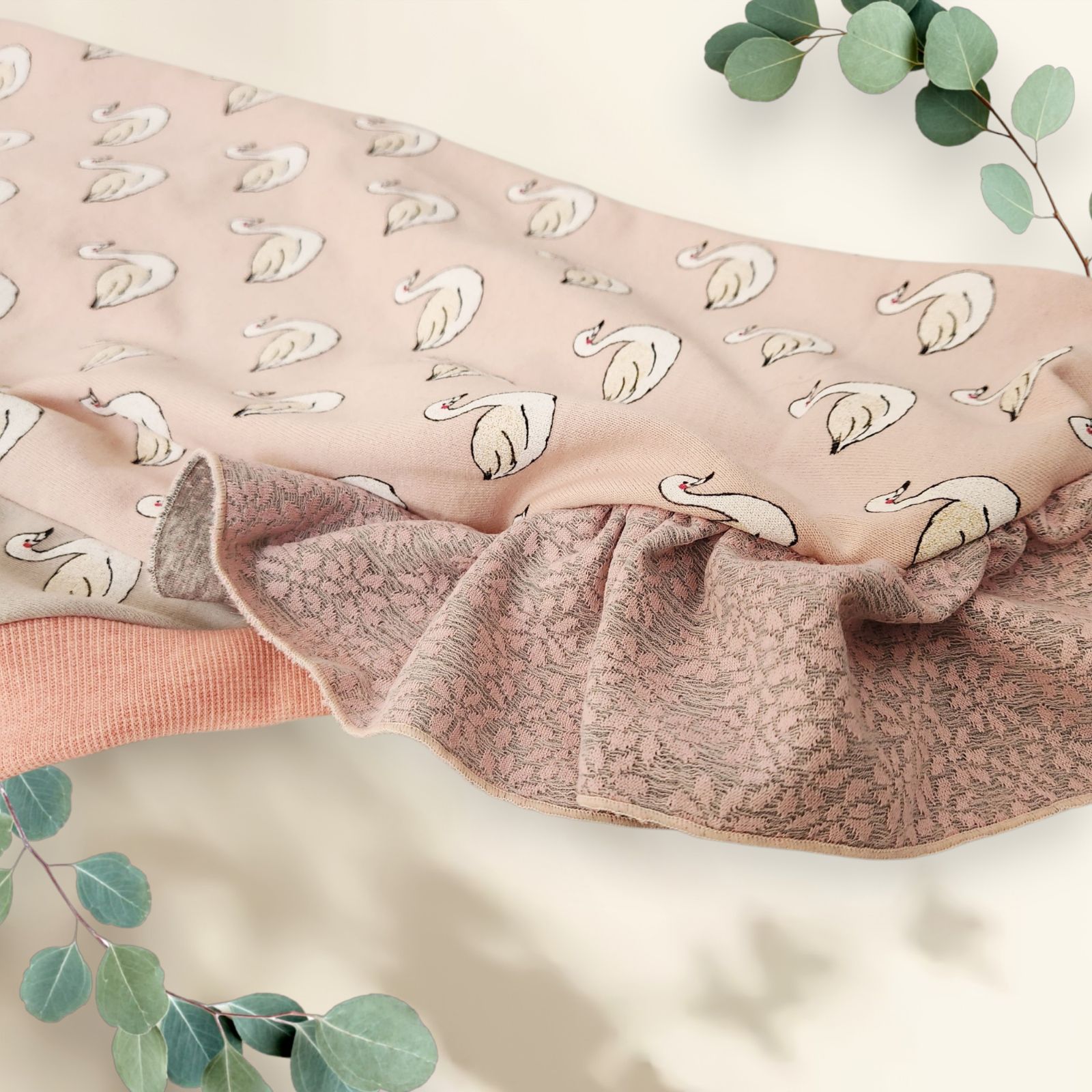 ハンドメイド　犬服 　ラグランT　4L　スタンダードプードルなど（大型犬） 大型犬 服 冬 秋 大型犬用 ハート 刺しゅう ボーダー タンク 抜け毛対策 タンクトップ ゴールデンレトリバー ラブラドール スタンダードプードル  春 夏 袖なし | full of vigor