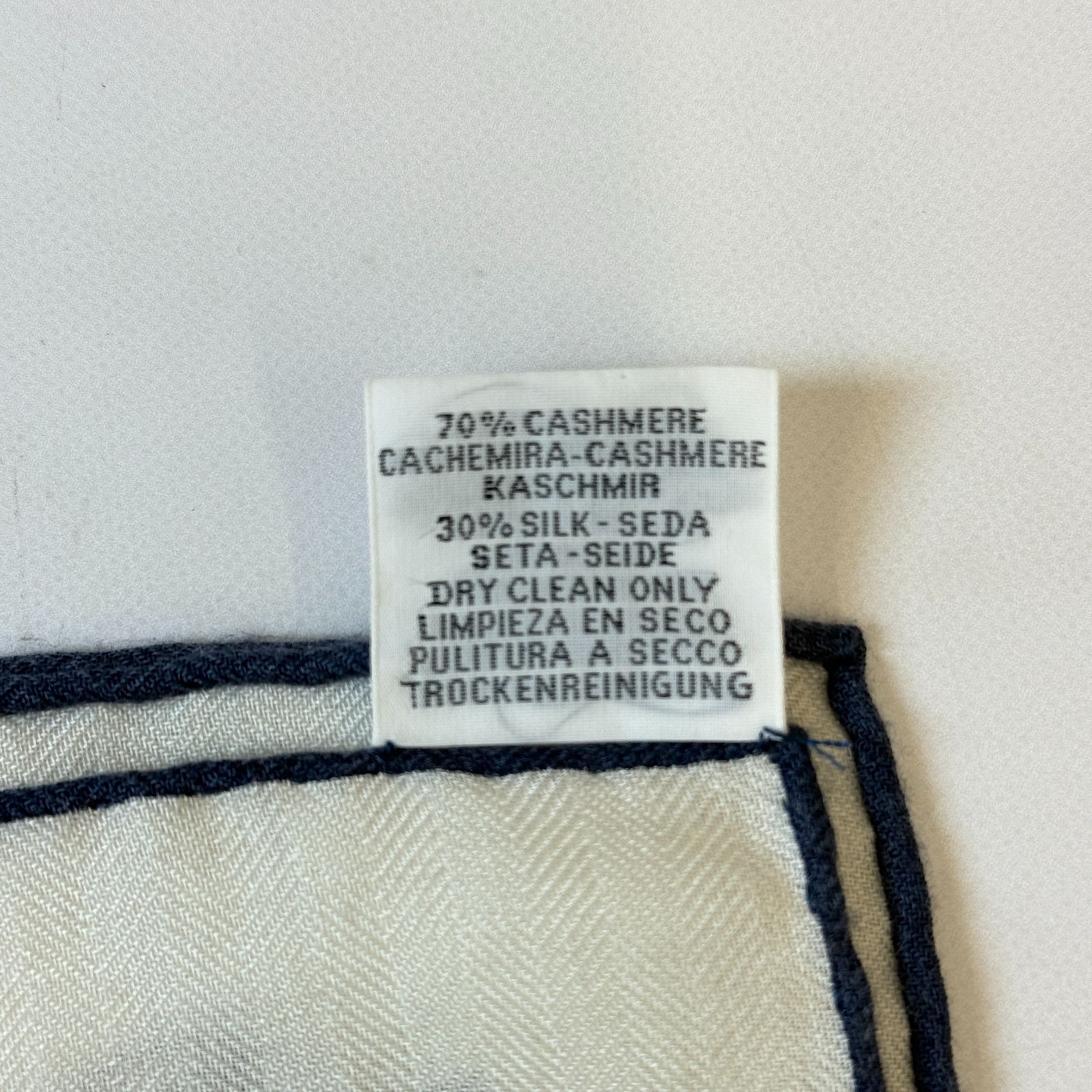 カシシル スカーフ