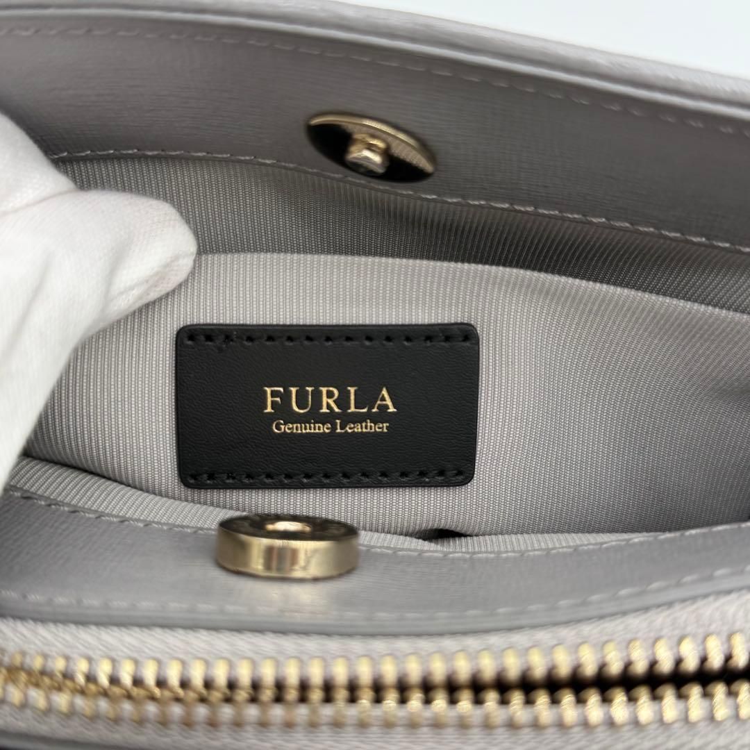 美品】FURLA ショルダーバッグ ミニバッグ 斜めがけ レザー グレー