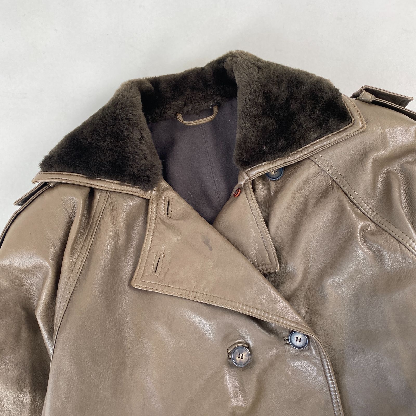 ジャンニヴェルサーチ レザートレンチコート 本革 襟ボア Gianni