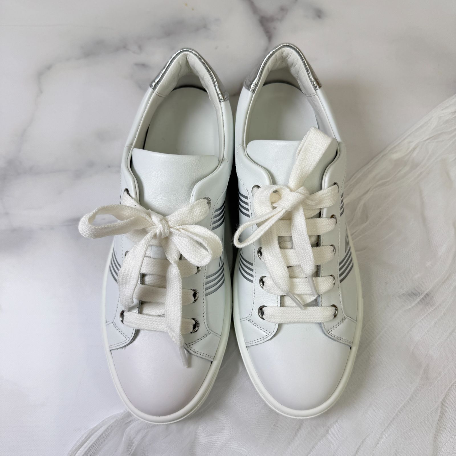  鑑定済み エルメス アヴァンタージュ 37 24 cm程度 ホワイト シルバー 金具 カーフ スニーカー Hロゴ AVANTAGE スニーカー 靴