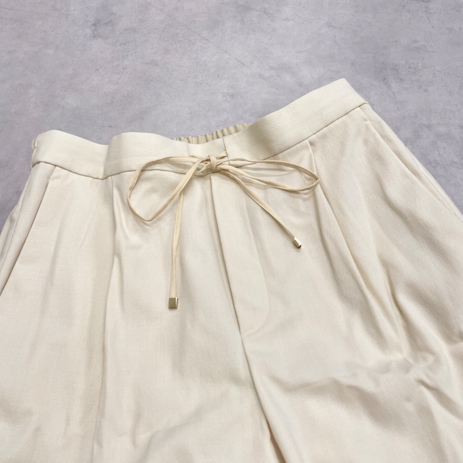 イージーパンツ