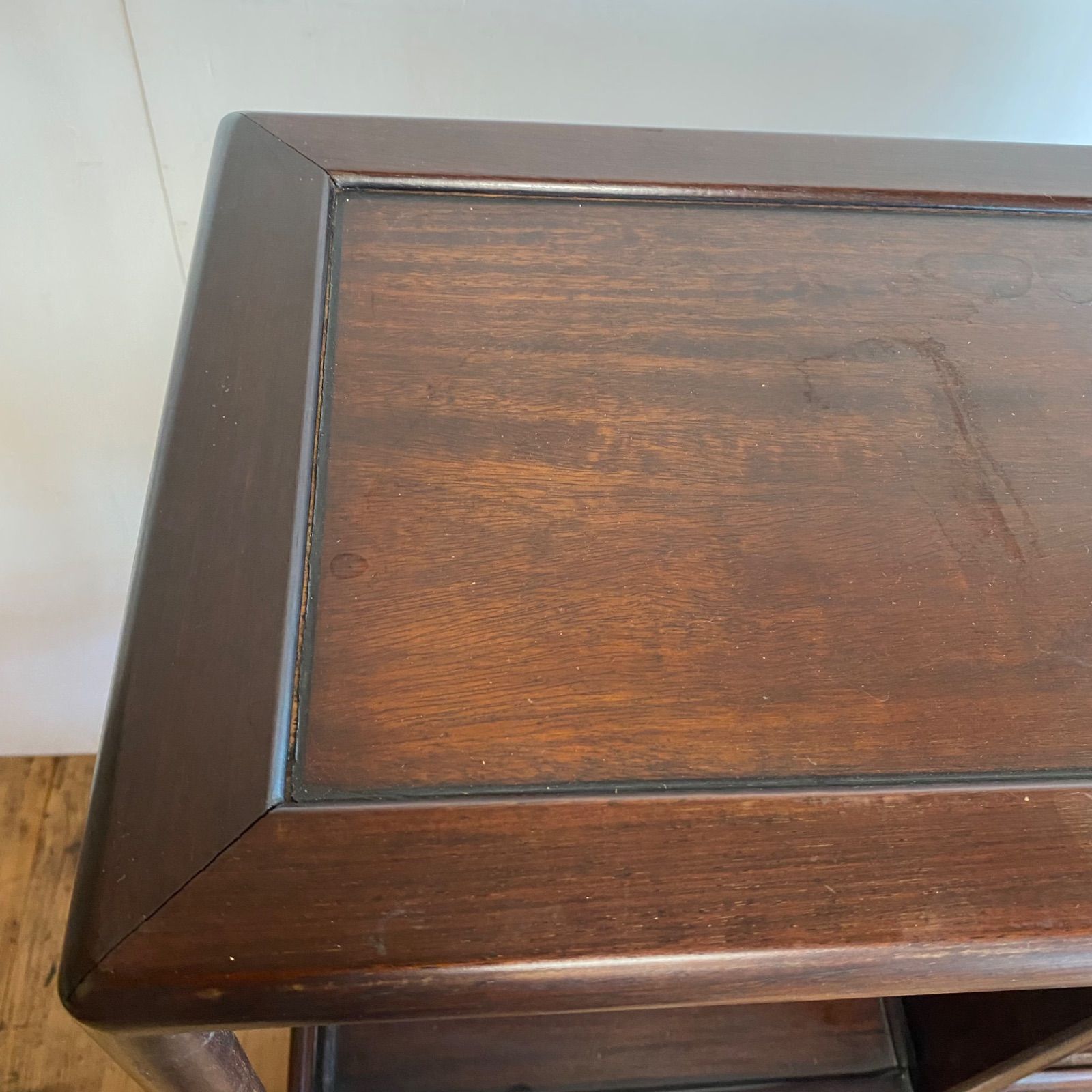 アンティーク 紫檀 飾り棚 透かし彫り 飾り棚 唐木 y141 - メルカリ