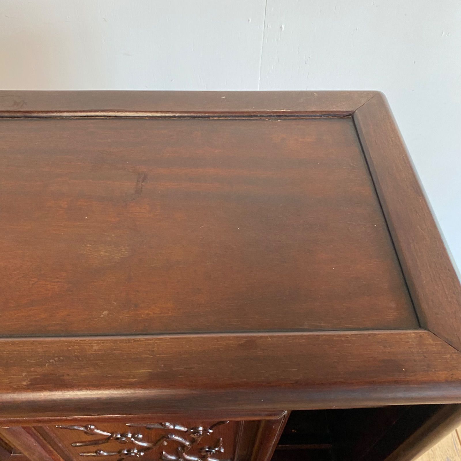 アンティーク 紫檀 飾り棚 透かし彫り 飾り棚 唐木 y141 - メルカリ