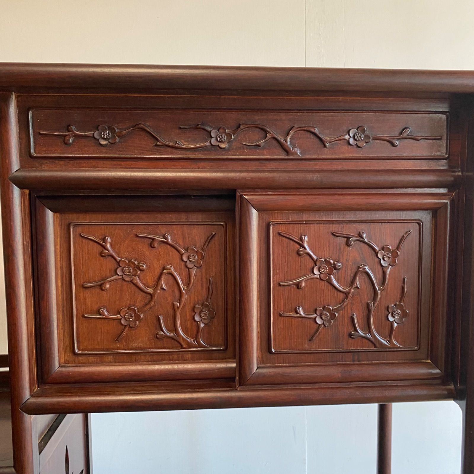 アンティーク 紫檀 飾り棚 透かし彫り 飾り棚 唐木 y141 - メルカリ