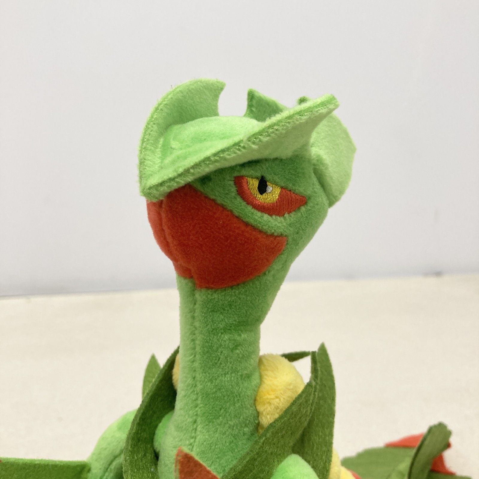 ○ タグ付き ポケモンセンター メガジュカイン ぬいぐるみ ストア限定