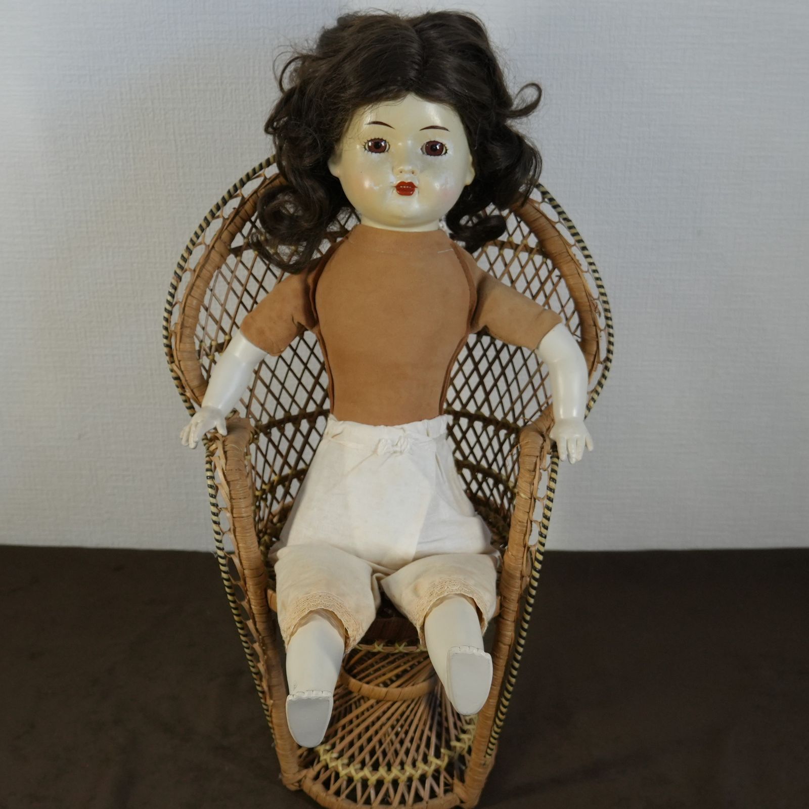 IM] 西洋人形 ビスクドール スリーピングアイ 高さ48cm 現状品 - メルカリ