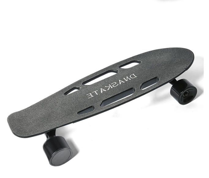 電動リモコンキックボードスマート電動四輪車