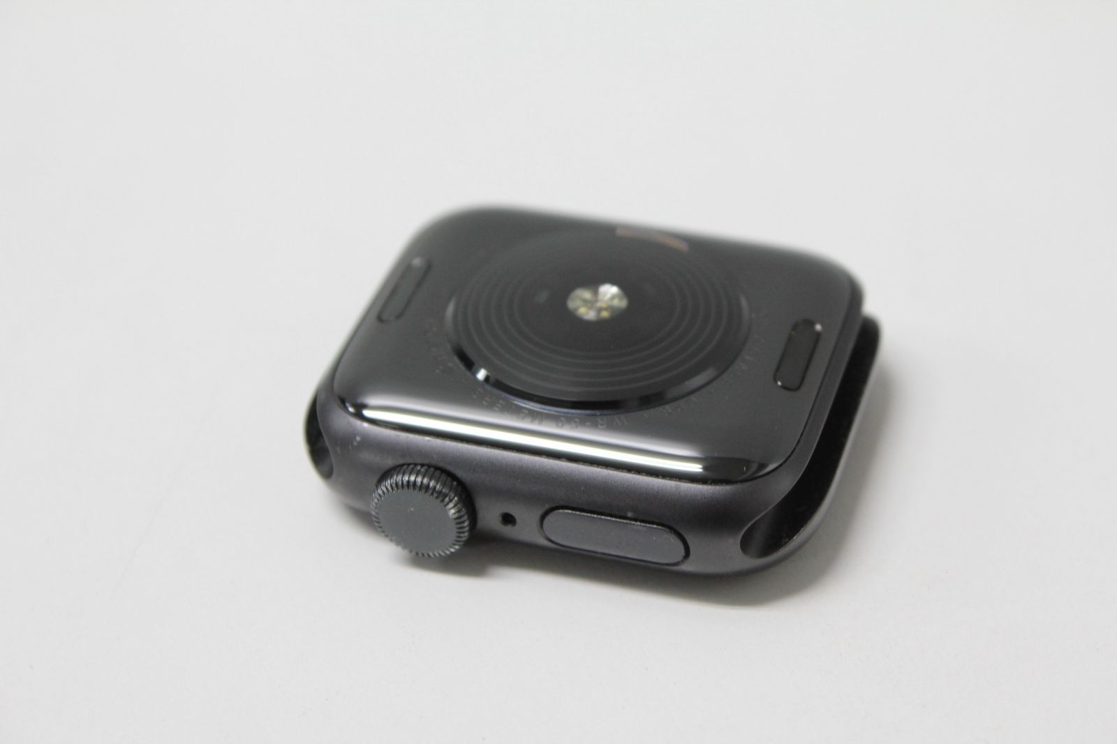 スマートウォッチ・ウェアラブル Apple Watch SE（第1世代）GPS/40mm