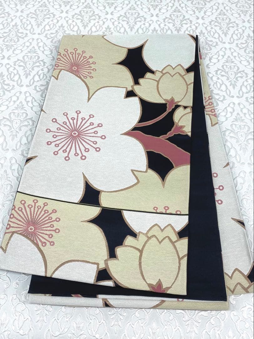 となみ帯 袋帯 大桜花文 大輪 正絹 六通 となみ帯 袋帯 大桜花文 大輪 正絹 六通 H758 - メルカリ