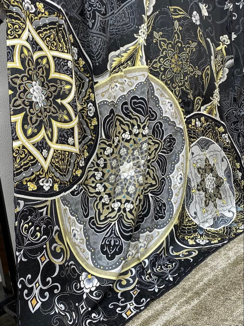 ストラスブール大聖堂 銀通し 訪問着 仮絵羽 未仕立て品 ステンドグラス 正絹 ストラスブール大聖堂 銀通し 訪問着 仮絵羽 未仕立て品 ステンド