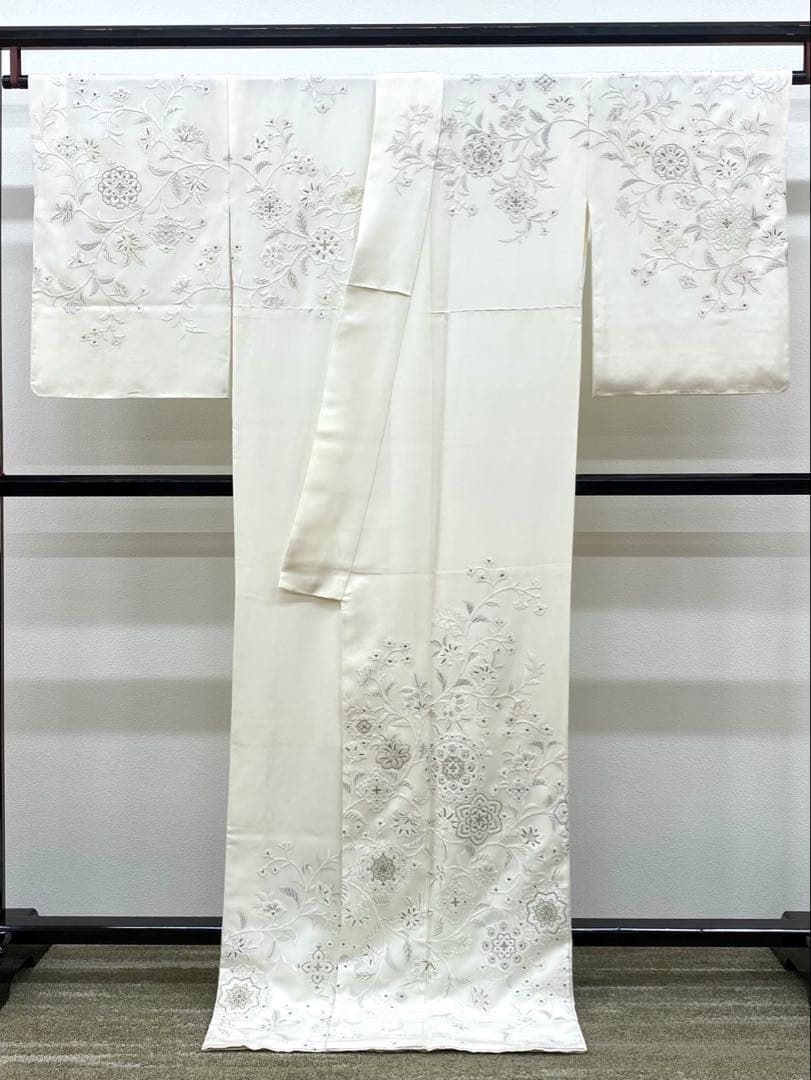 総刺繍 手刺繍 相良刺繍 訪問着 金糸 銀糸 正絹 ガード加工済 躾糸付き