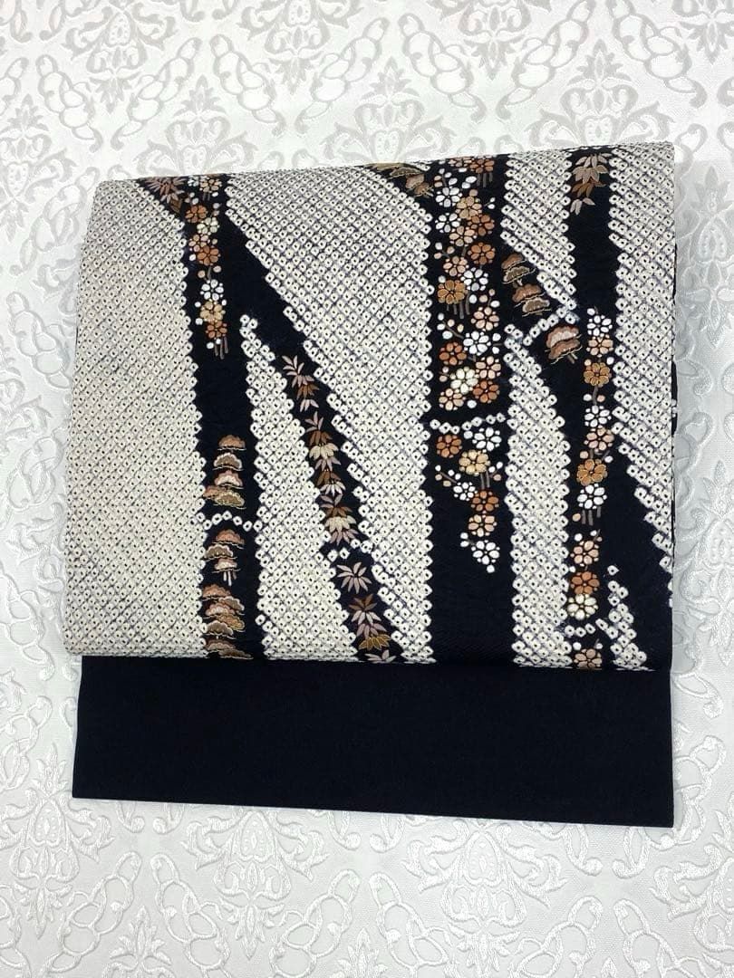 本疋田 手刺繍 九寸名古屋帯 絞り 松竹梅 正絹 H736 - メルカリ