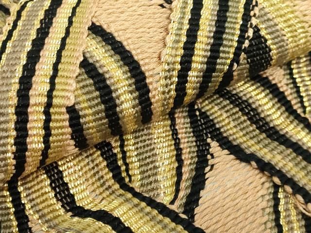 平和屋着物□極上 ひなや工房 くむ・あむ・おる 伊豆蔵明彦 組織 太鼓