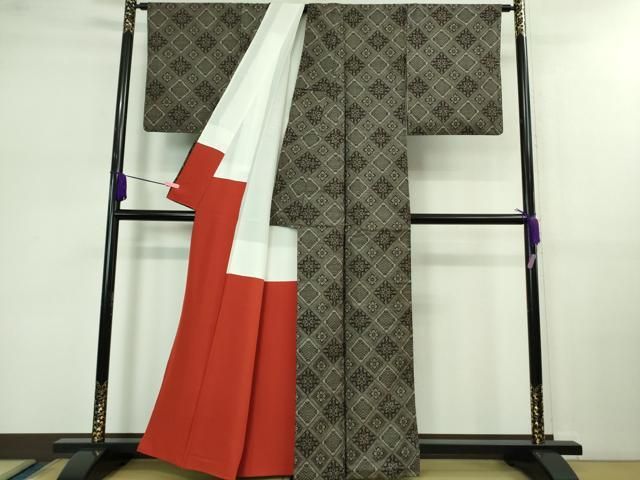 平和屋着物■希少　本場大島紬　龍郷絣　逸品　DZAB0585kh5 平和屋着物□希少 本場大島紬 龍郷絣 逸品 DZAB0585kh5 - メルカリ