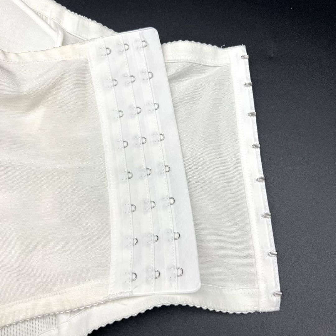 Juno BLOOM LuxE ブルーム リュクス ラグジュアリー ビスチェ 75 ジュノ ホワイト 白 JAPAN 上質 シルエット ドレス 結婚式 挙式 披露宴 バスト ボリューム ダウン すっきり フォト ウェディング