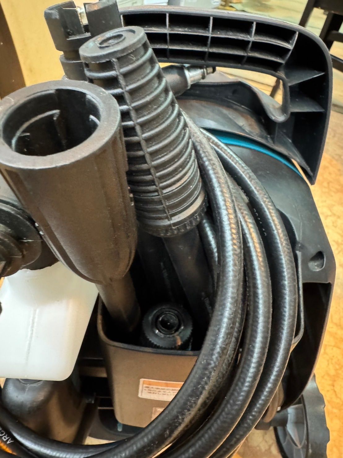 makita マキタ 高圧洗浄機 100 V 1250 W MHW 0700 通電 済