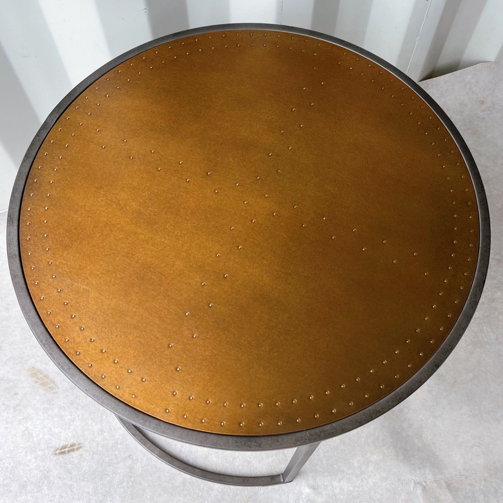 取付無料！関家具 ノットアンティークス エルマ 真鍮ラウンドサイド