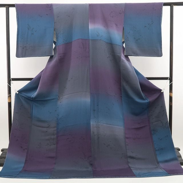 仕付け糸付”暈しに遊ぶ鳥獣戯画のひそやかさ”付下げ小紋