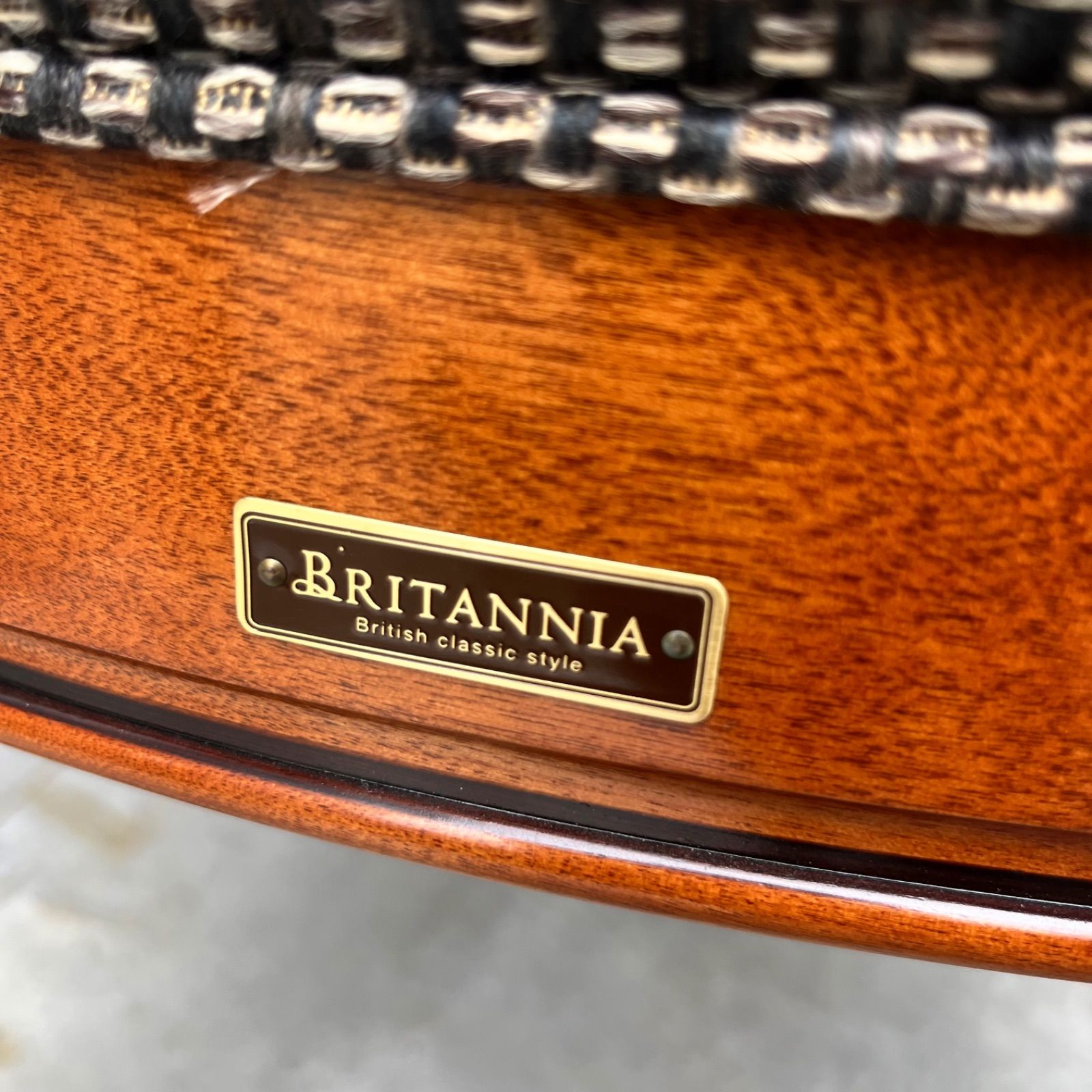 取付無料！マルニ木工 ブリタニア 英国風クラシック キャスター付き