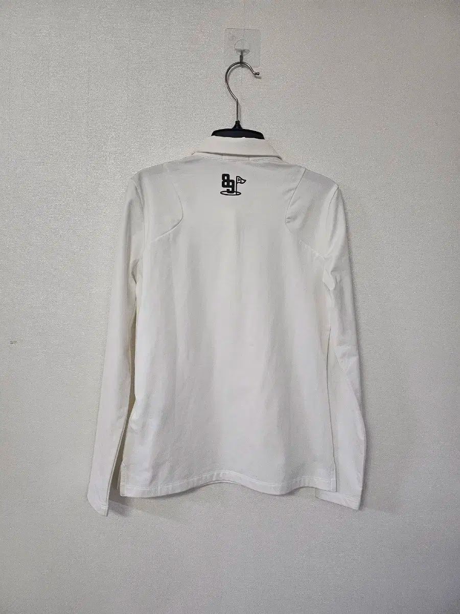 パーリーゲイツ ハイネック 長袖インナーシャツ 首元、両腕ロゴ PG ATHL