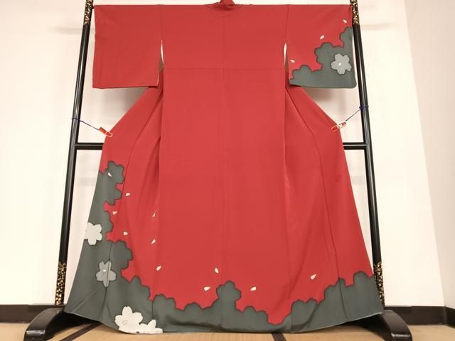 平和屋着物●染色の魔術師　染乃座・大久保玄才　そめのざ玄才　訪問着　舞花文　桜シルエット　正絹　逸品　AABC4913zg 平和屋着物○染色の魔術師 染乃座・大久保玄才 そめのざ玄才 訪問着