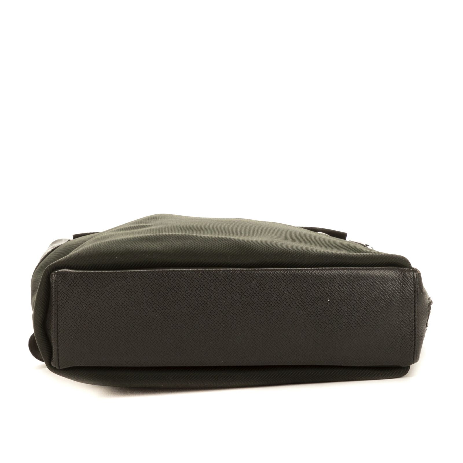 LOUIS VUITTON ルイヴィトンサヤン緑タイガレザーA DECORATOM_COM_BR