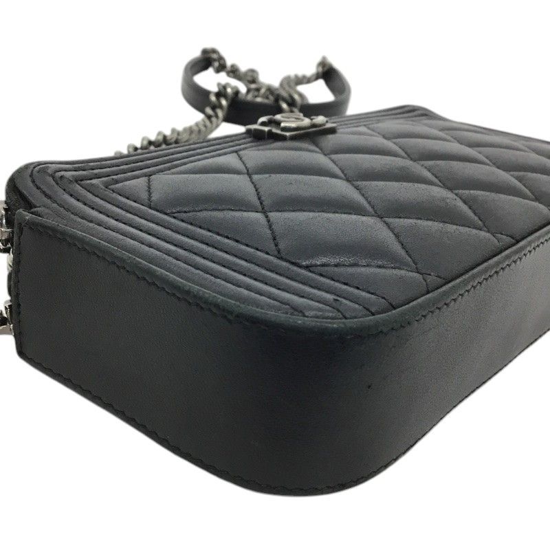 CHANEL ブラック ショルダーバッグ CHANEL ブラック ショルダーバッグ