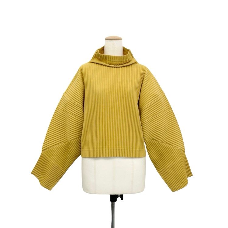 さ*な様 HOMME PLISSÉ サムホール プリーツカットソーイエロー さ*な様 HOMME PLISSÉ サムホール プリーツカットソーイエロー - メルカリ