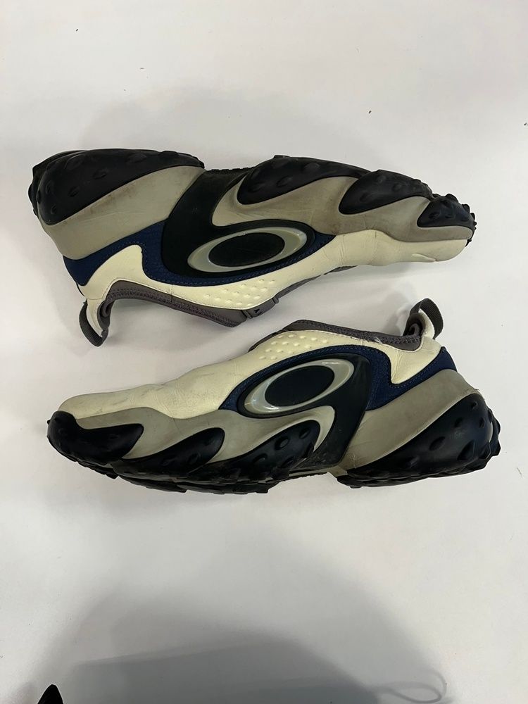 OAKLEY ゴルフシューズ EDGE ICON CREAM NAVY OAKLEY Edge Icon
