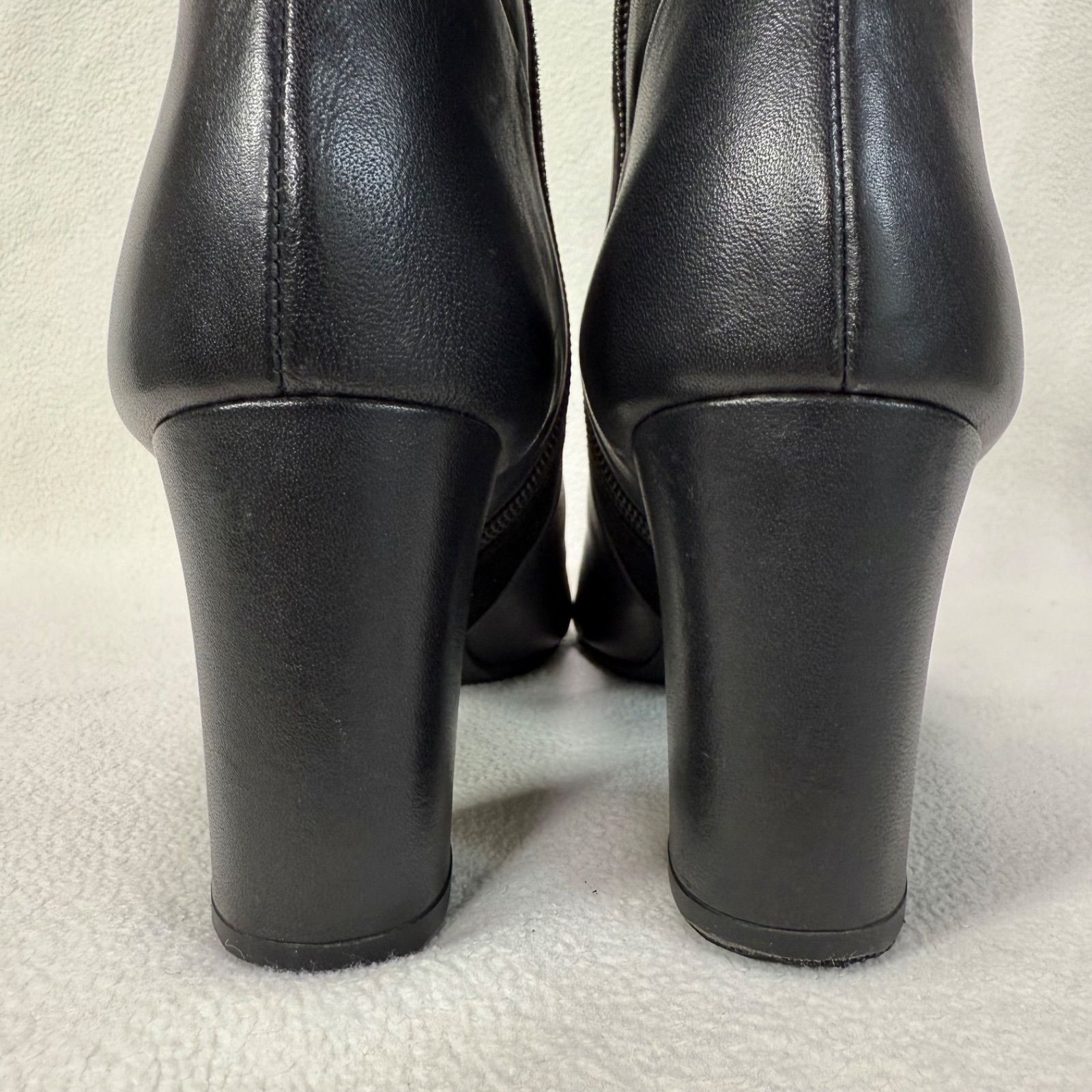 良品・23.5✨ダイアナ 金具 サイドジップ ポインテッドトゥ ショート