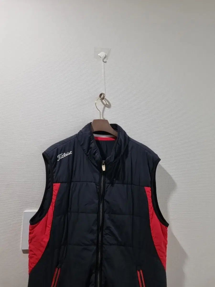 Titleist ダウンベスト M ネイビー タイトリスト ダウンベスト メンズ