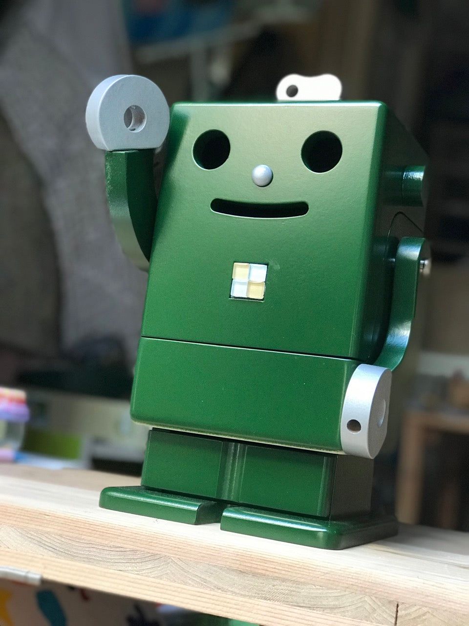 ロボット型卓上収納