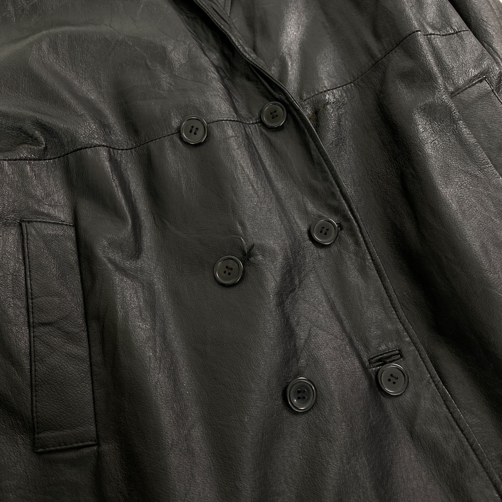 漢の戦闘服✨美品 レザートレンチコート 2WAY ダブル 艶感 黒 L 大きめ 漢の戦闘服】美品✨レザートレンチコート 2WAY ダブル 艶感 ブラック XL